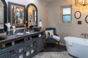 Image of Master Suite Bath at HarBet Lodge in Alvin Texas